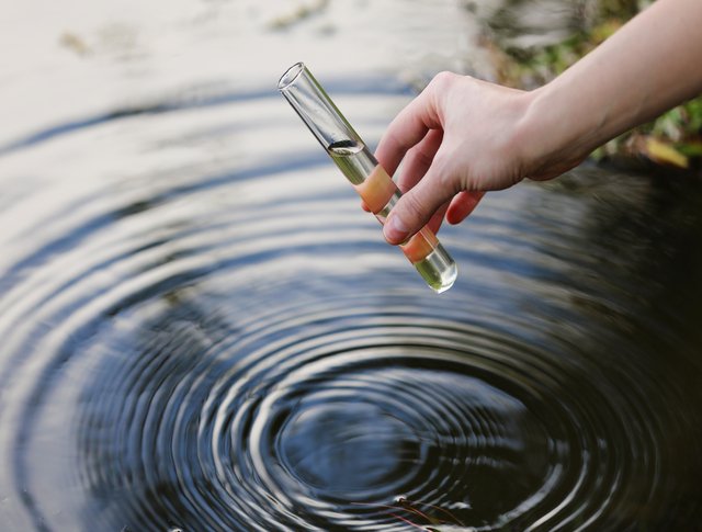 Análisis de calidad de agua potable, riego y aguas grises.